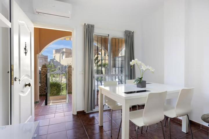 Apartamento La Barrosa チクラナ・デ・ラ・フロンテーラ エクステリア 写真